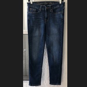 GAP SUPER SKINNY STRETCH JEANS SIZE 6 /28 EUC